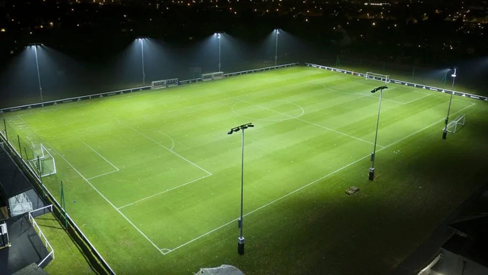 Exploring the Benefits of LED Stadium Lighting 